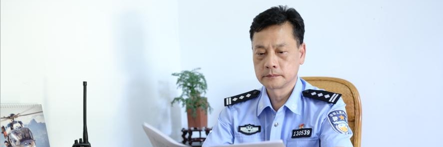 恭喜！他當(dāng)選！