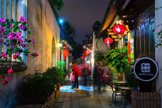 2017鼓樓區(qū)“元宵燈會”攝影比賽獲獎(jiǎng)作品及名單公布