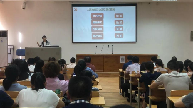 南街街道開展“不忘初心、牢記使命” 基層黨支部書記輪訓情景模擬活動